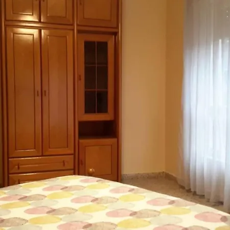 Apartamentos Campomanes Apartment *